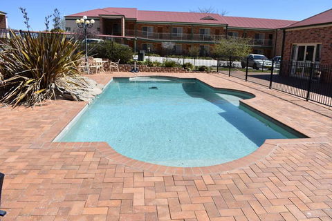 Best Western Plus Ambassador Orange - Holiday Adelaide 8