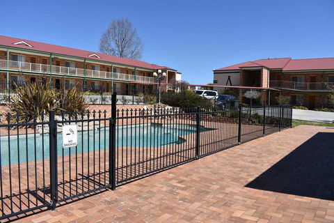 Best Western Plus Ambassador Orange - Holiday Adelaide 9