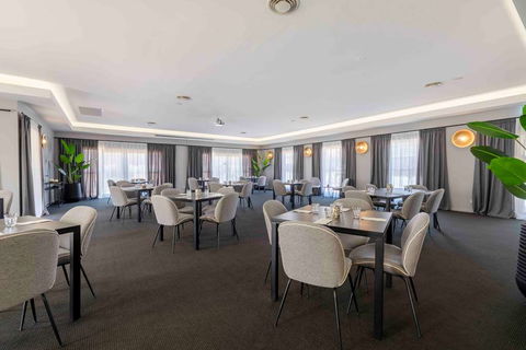 Best Western Plus Ambassador Orange - Holiday Adelaide 14