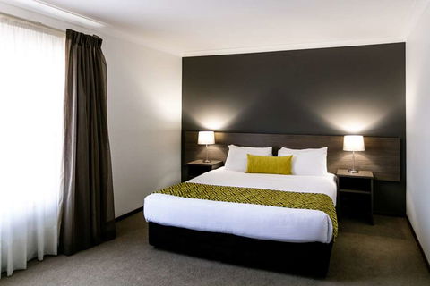 Best Western Plus Ambassador Orange - Holiday Adelaide 17