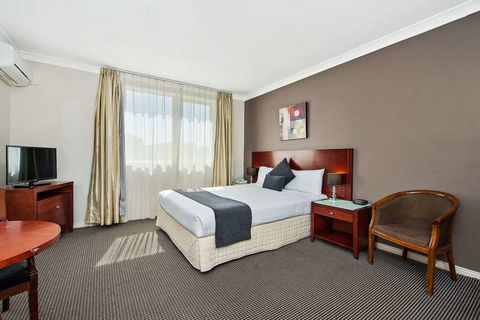 Comfort Inn Dandenong - Holiday Adelaide 5