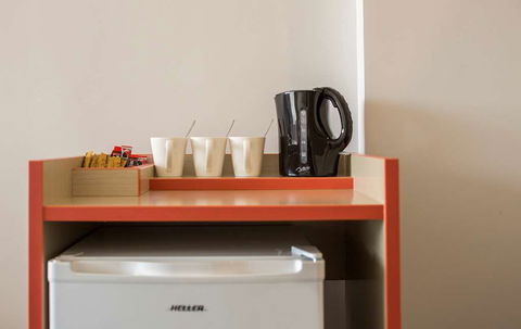 Nightcap At Waltzing Matilda Hotel - Holiday Adelaide 6