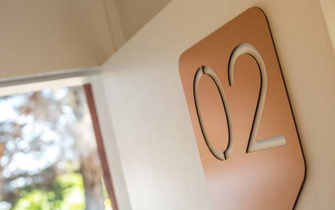 Nightcap At Waltzing Matilda Hotel - Holiday Adelaide 13