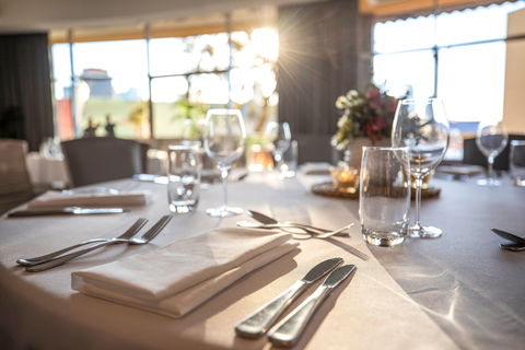 Holiday Inn Potts Point - Holiday Adelaide 8