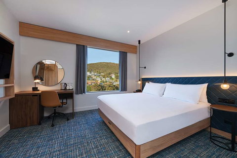 Hilton Garden Inn Albany - Holiday Adelaide 9