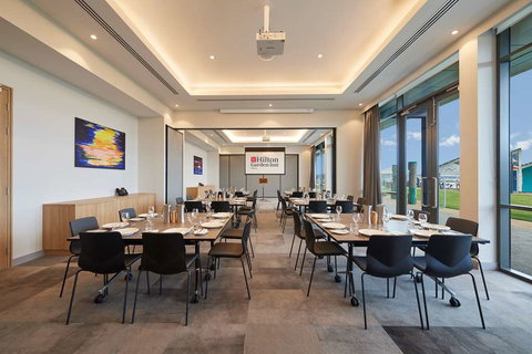 Hilton Garden Inn Albany - Holiday Adelaide 12