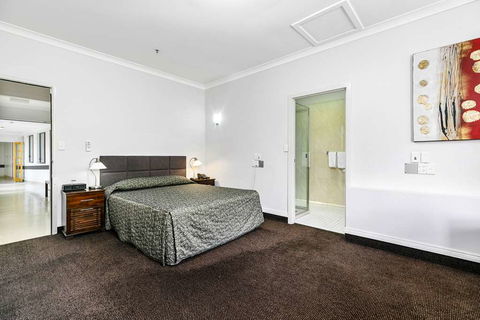 Comfort Inn Parklands Calliope - Holiday Adelaide 6