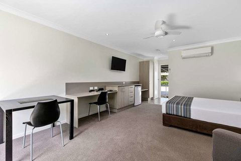Econo Lodge Beachside - Holiday Adelaide 15