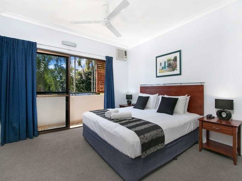 Cairns City Palms - Holiday Adelaide 8