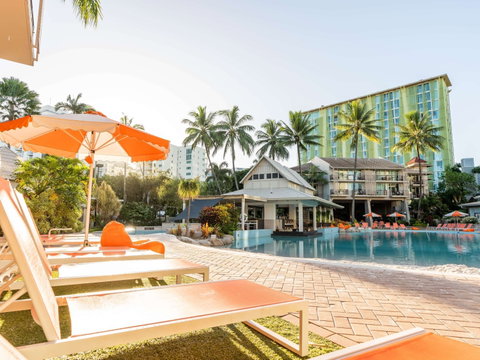 Novotel Cairns Oasis Resort - Holiday Adelaide 6