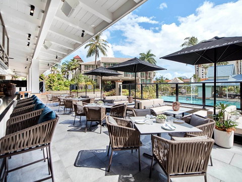 Novotel Cairns Oasis Resort - Holiday Adelaide 13