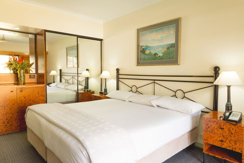 Palm Royale Cairns - Holiday Adelaide 5