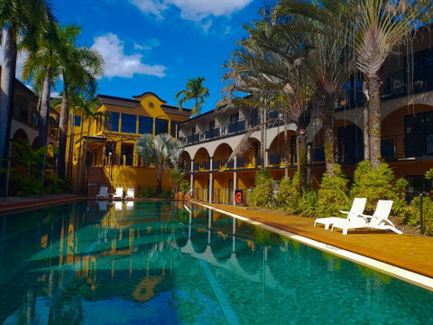 Palm Royale Cairns - Holiday Adelaide 8