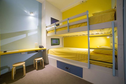 Rydges Esplanade Resort Cairns - Holiday Adelaide 7