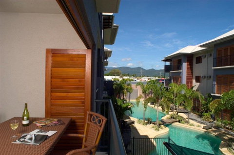 Southern Cross Atrium Apartments - Holiday Adelaide 1