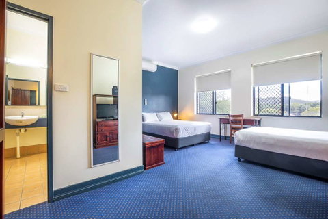 Atherton Hotel - Holiday Adelaide 4