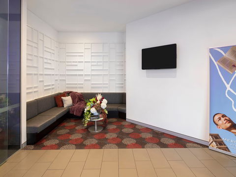 Mercure Sydney Bankstown - Holiday Adelaide 2