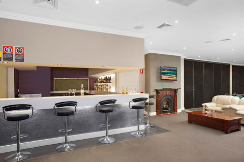Checkers Resort & Conference Centre - Holiday Adelaide 1