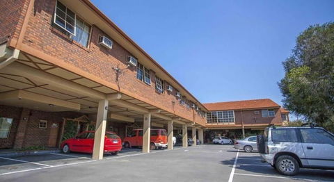 St Georges Motor Inn - Holiday Adelaide 2