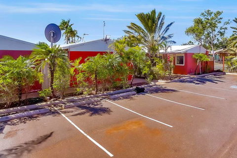 Econo Lodge Karratha - Holiday Adelaide 1