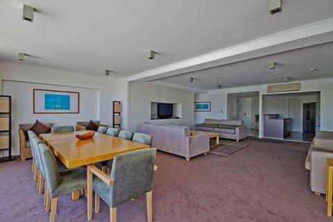 Mantra Ettalong Beach, Ettalong - Holiday Adelaide 1