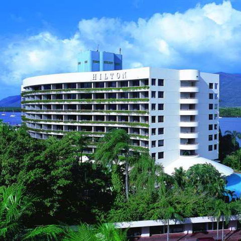 Hilton Cairns - Holiday Adelaide 0