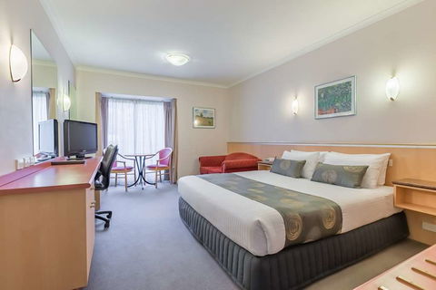 Waverley International Hotel - Holiday Adelaide 0