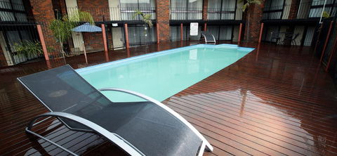 Warrnambool Central Court - Holiday Adelaide 2