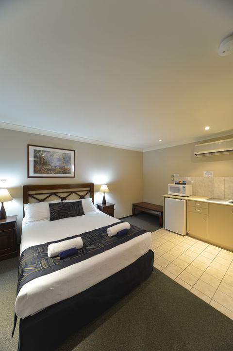 Wattle Grove Motel - Holiday Adelaide 2