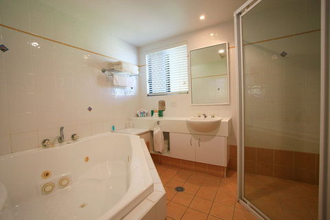 Macquarie Barracks Inn - Holiday Adelaide 2