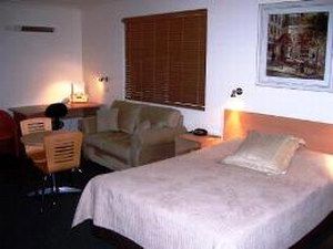 Aston Hill Motor Lodge - Holiday Adelaide 1