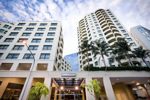 Mantra Parramatta - Holiday Adelaide 0