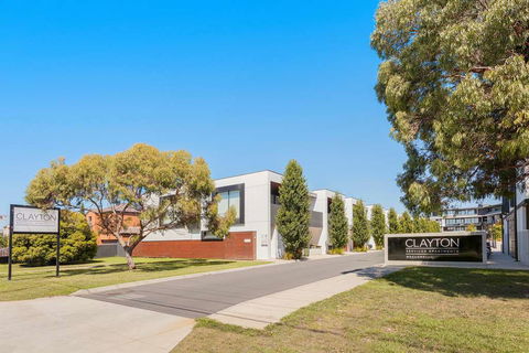 Clayton Serviced Apartments - Holiday Adelaide 2