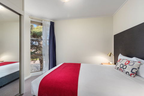 Knox International Hotel - Holiday Adelaide 2