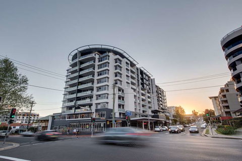 Adina Apartment Hotel Wollongong - Holiday Adelaide 2