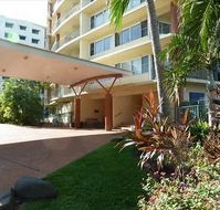 Cullen Bay Resorts - Holiday Adelaide
