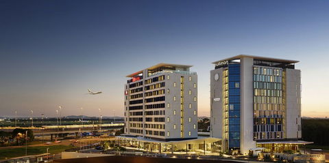 Pullman Brisbane Airport Hotel - Holiday Adelaide 1