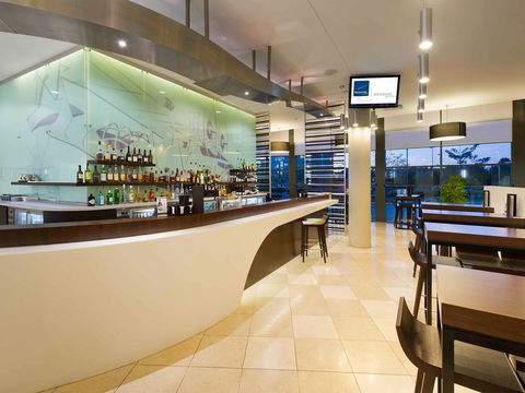 Novotel Brisbane Airport - Holiday Adelaide 2