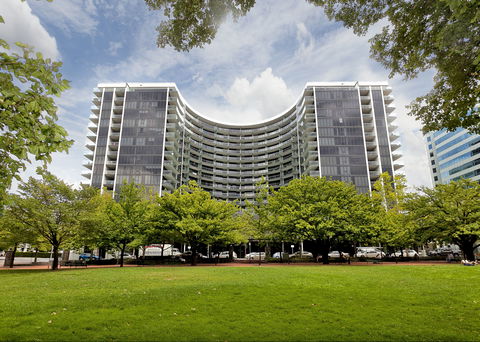 Astra Canberra Manhattan - Holiday Adelaide 0