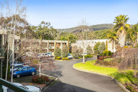 York On Lilydale Resort - Holiday Adelaide 2