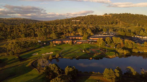 Country Club Tasmania - Holiday Adelaide 1