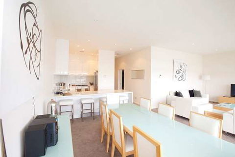 York Cove - Holiday Adelaide 10