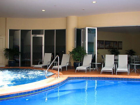 MacArthur Chambers - Holiday Adelaide 2