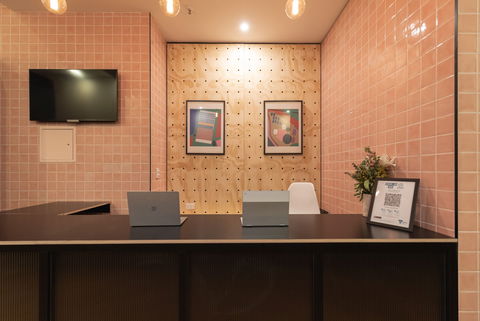 United Backpackers - Holiday Adelaide 2