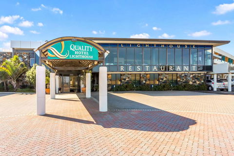 Quality Hotel Lighthouse - Holiday Adelaide 1