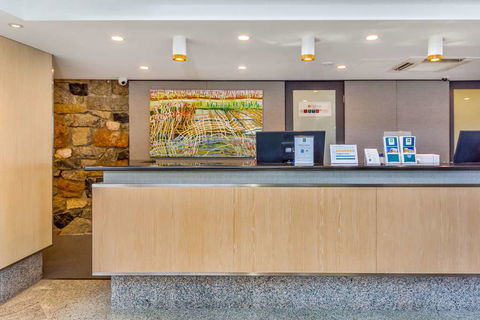 Quality Hotel Lighthouse - Holiday Adelaide 2