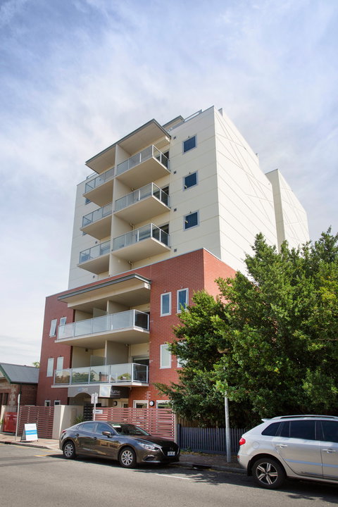 Hume Serviced Apartments - Holiday Adelaide 2