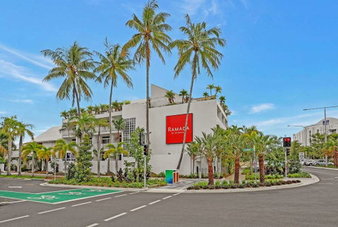 Ramada By Wyndham Cairns City Centre - Holiday Adelaide 0