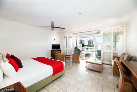 Ramada By Wyndham Cairns City Centre - Holiday Adelaide 1