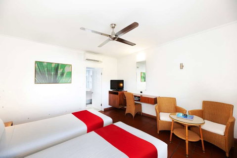 Ramada By Wyndham Cairns City Centre - Holiday Adelaide 2